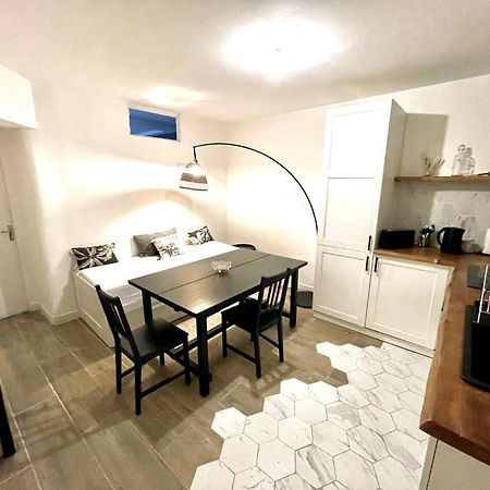 Joli T4 Renove Climatise Entre St Charles/Le Vieux-Port Apartment Marseille Bagian luar foto